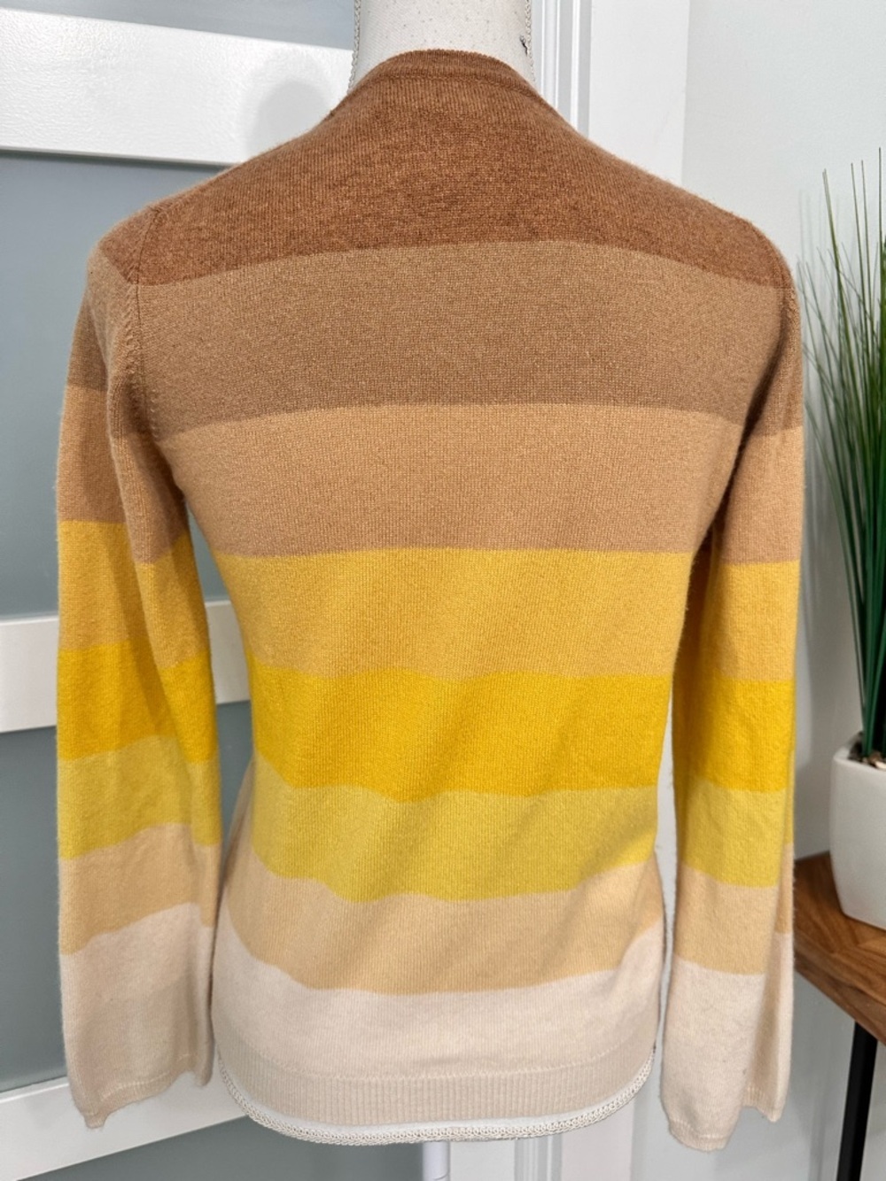 Pringle of Scotland X CSM Fashion Course Collab Cashmere Cardigan SZ S Luxury - Picture 7 of 7
